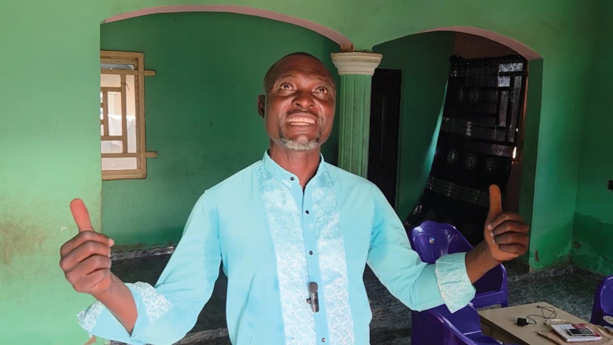 Šlovinkite Viešpatį už naujus Barnabo namus