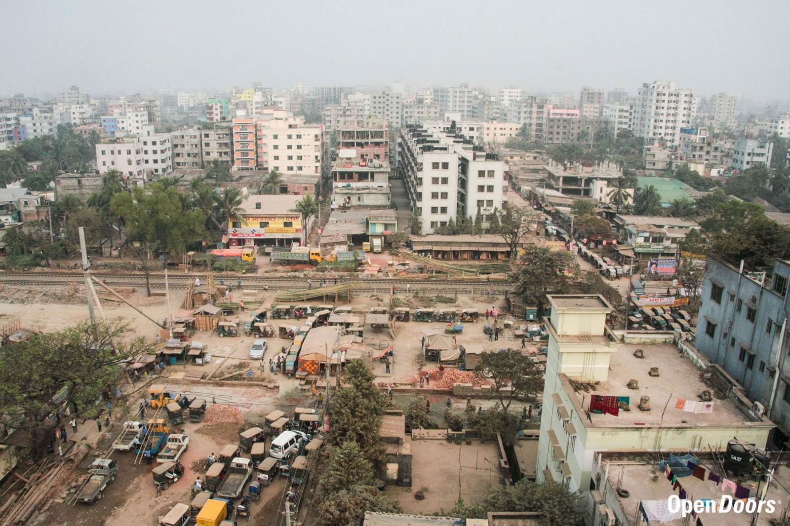 2026.8.25 – Melskitės su Mothy iš Bangladešo